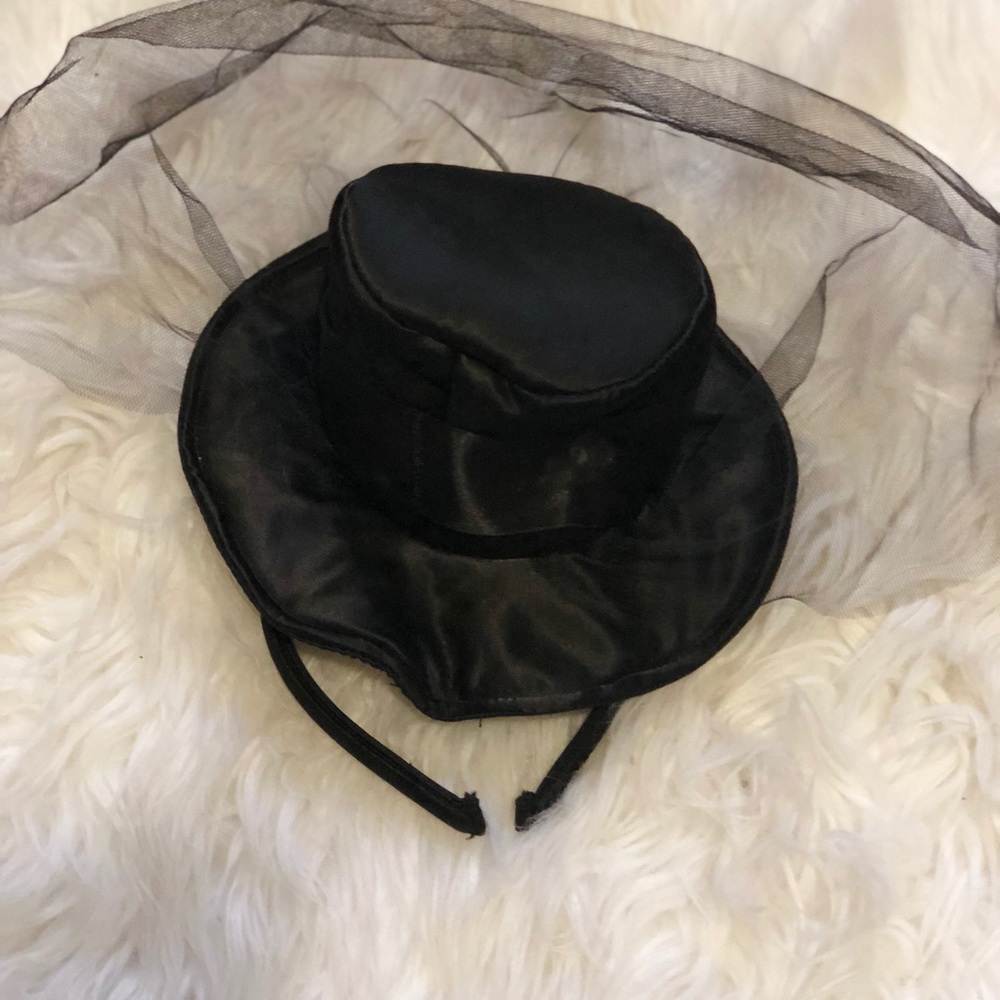 Burlesque Hat